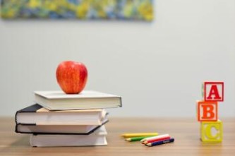 学平险和校方责任险的区别是什么